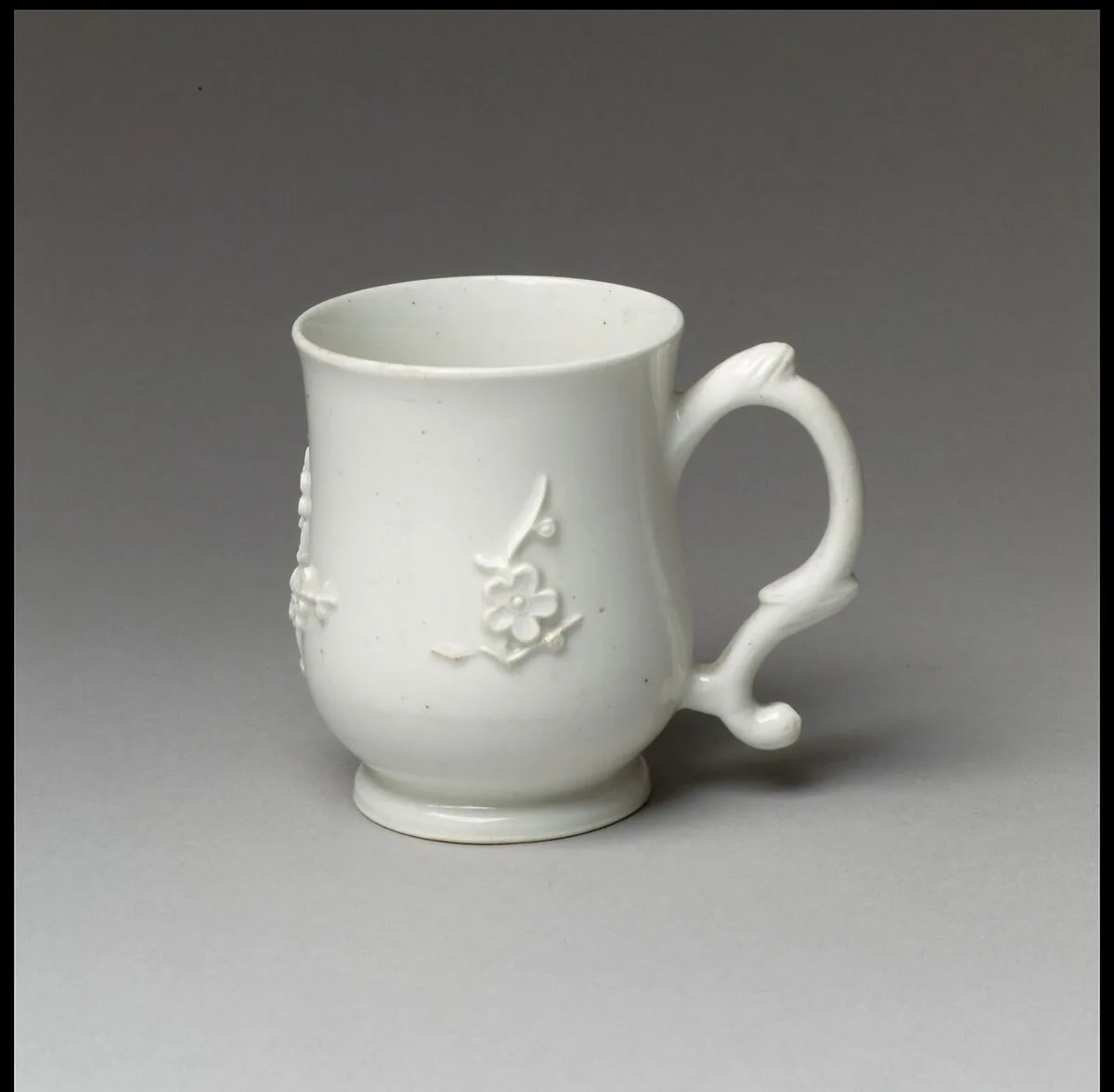 Mug — Bow Porcelain Factory