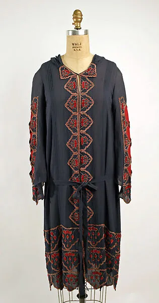 Afternoon dress — Unknown