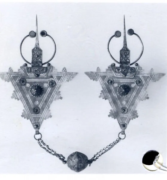 Breast Ornament — Unknown