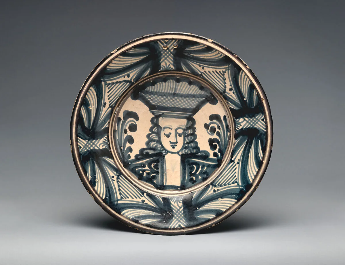 Charger with portrait — Unknown