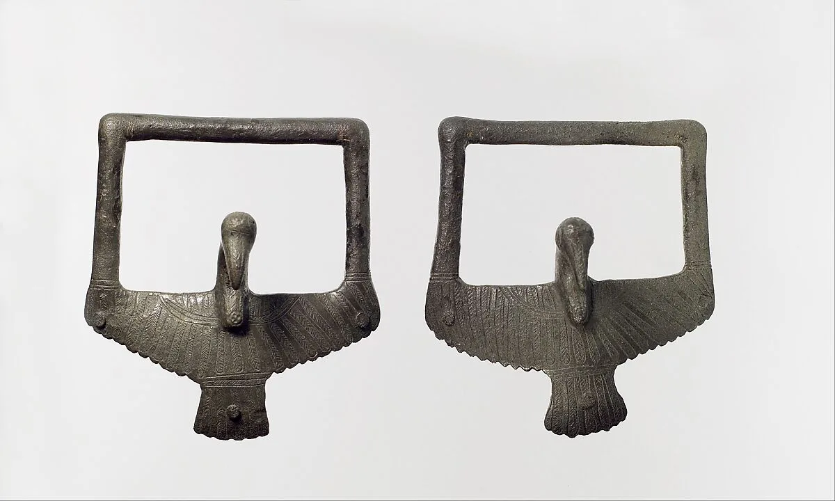 Pair of bird-shaped handles — Unknown