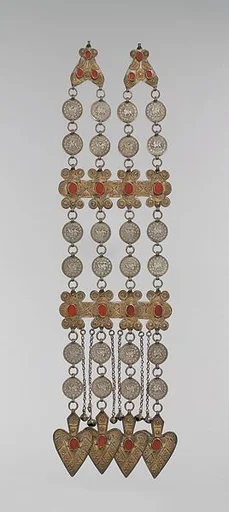 Dorsal Plait Ornament