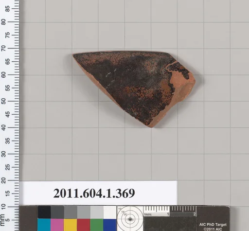 Terracotta rim fragment of a kylix (drinking cup)
