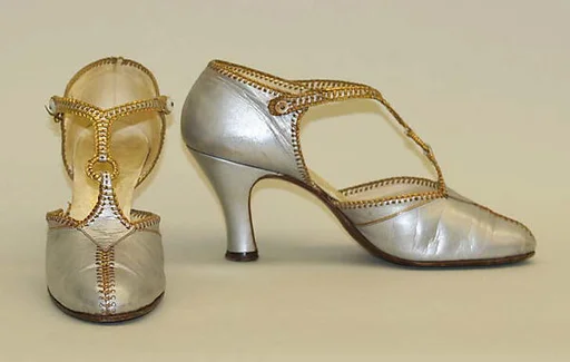 Evening shoes