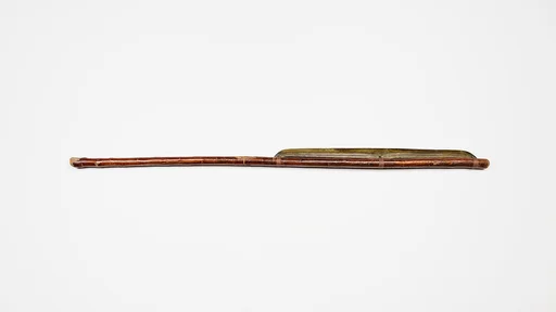 Long-bladed axe