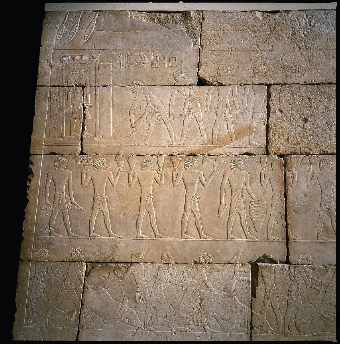 Tomb chapel of Raemkai: South wall of the entrance corridor — Unknown