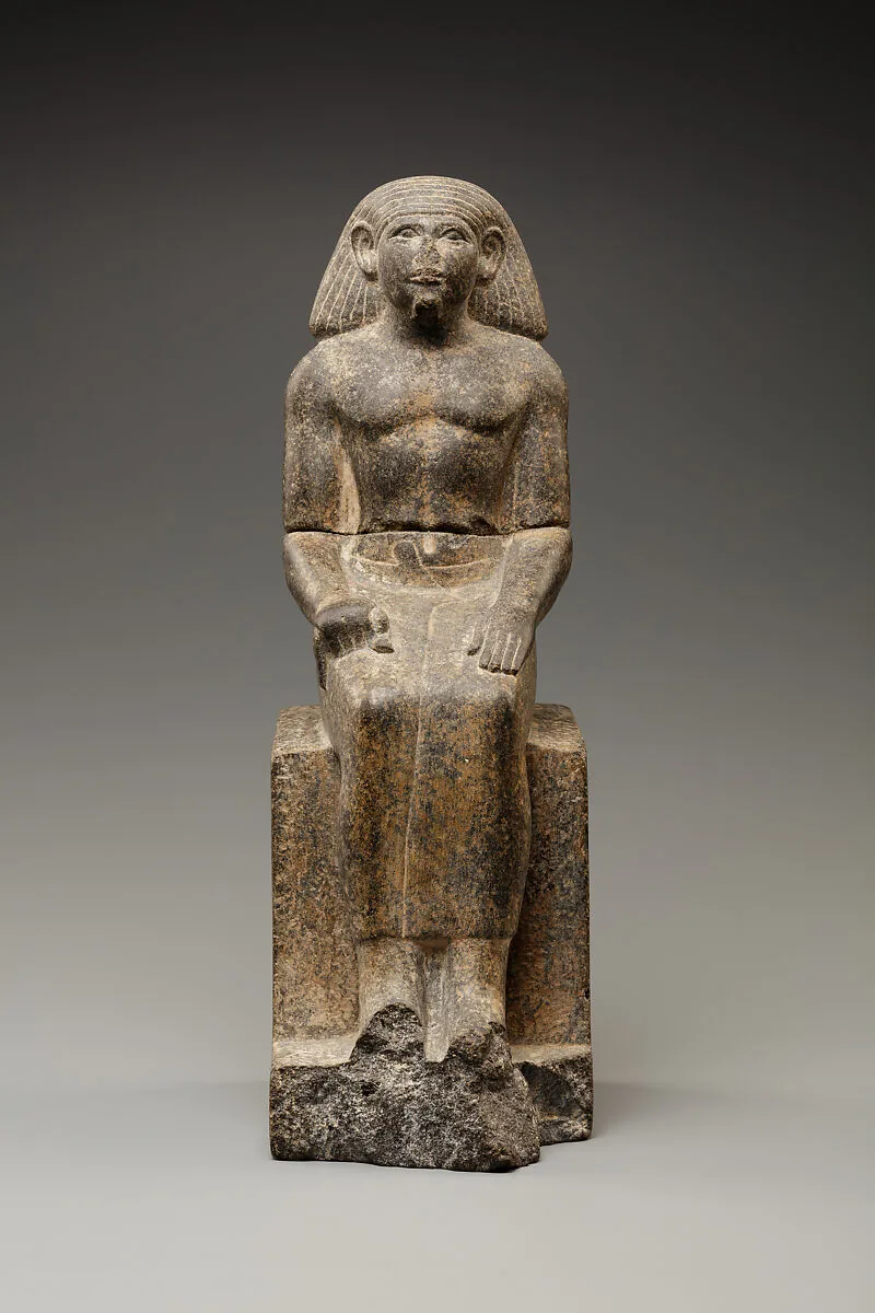 Seated statue of Kay — Unknown