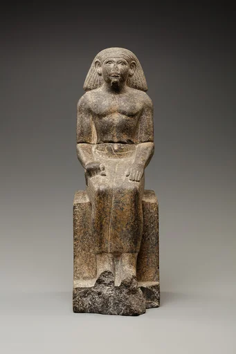 Seated statue of Kay