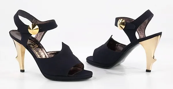 "Thorn" — Delman|Roger Vivier