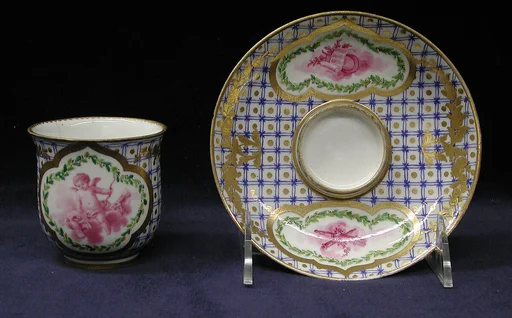 Cup