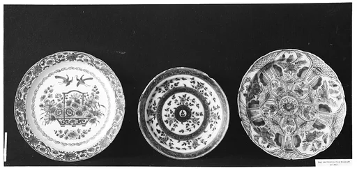 Plate