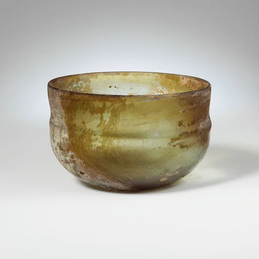 Glass bowl