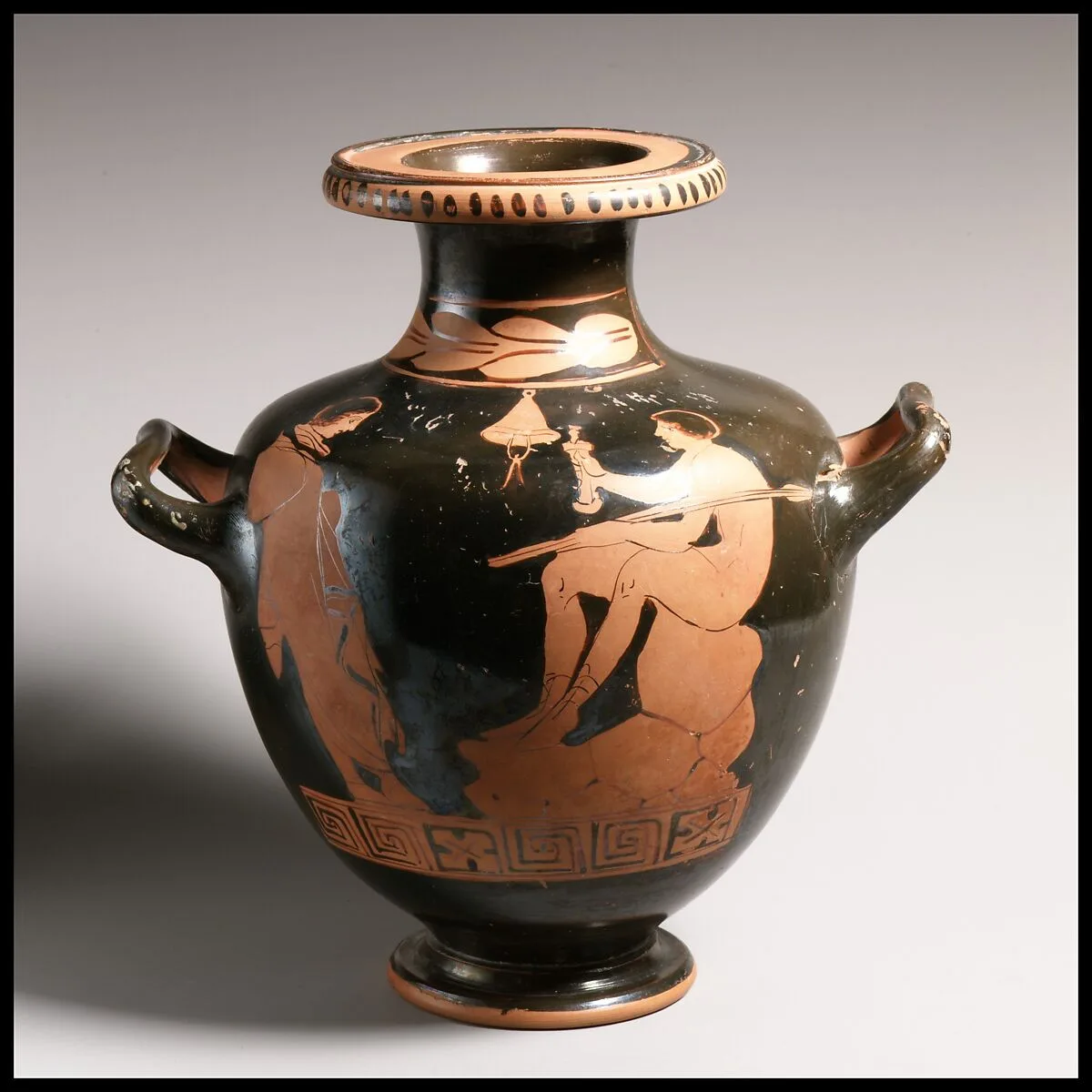 Hydria — Creusa Painter