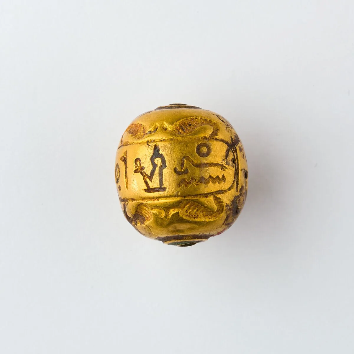 Hollow spherical bead with the Names of Ramesses II and Queen Isetnefret — Unknown