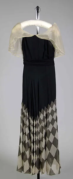Evening dress — Unknown