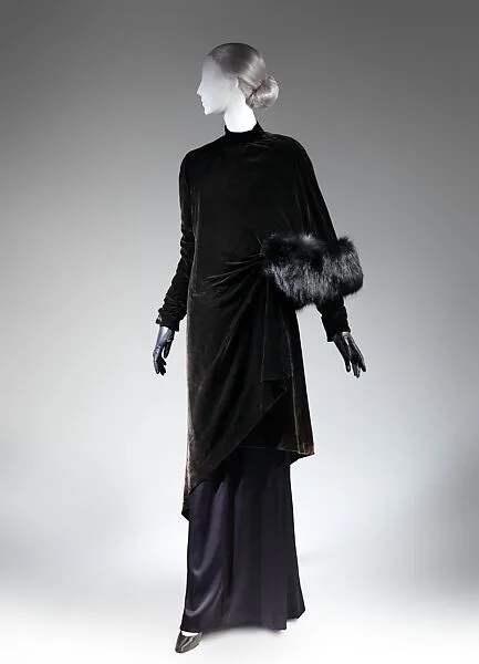 Evening coat — Charles James