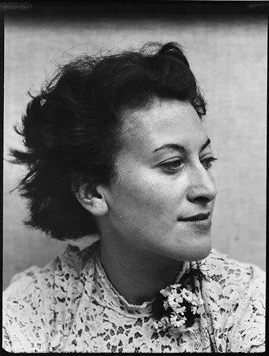 [Unidentified Woman]