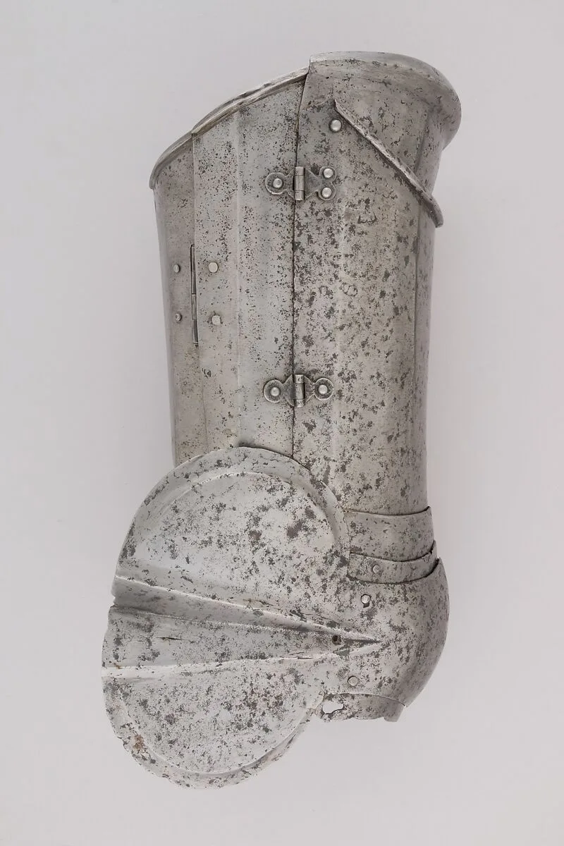 Pair of Thigh Defenses (Cuisses) with Knee Defenses (Poleyns) — Unknown