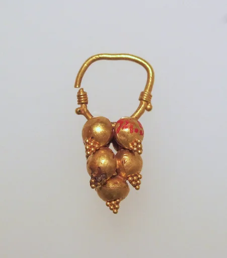 Earring