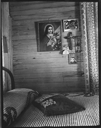 [Bedroom Interior with Religious Pictures on Wall, Shrimp Fisherman's House, Biloxi, Mississippi]