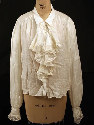 Shirtwaist