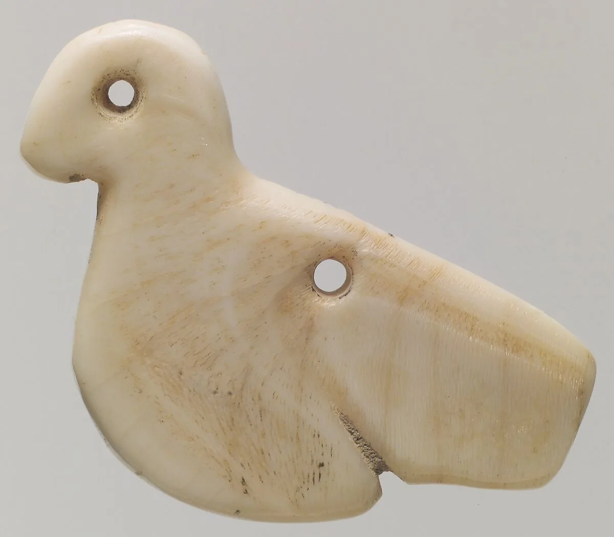 Pendant amulet in the form of a bird — Unknown