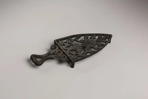 Trivet