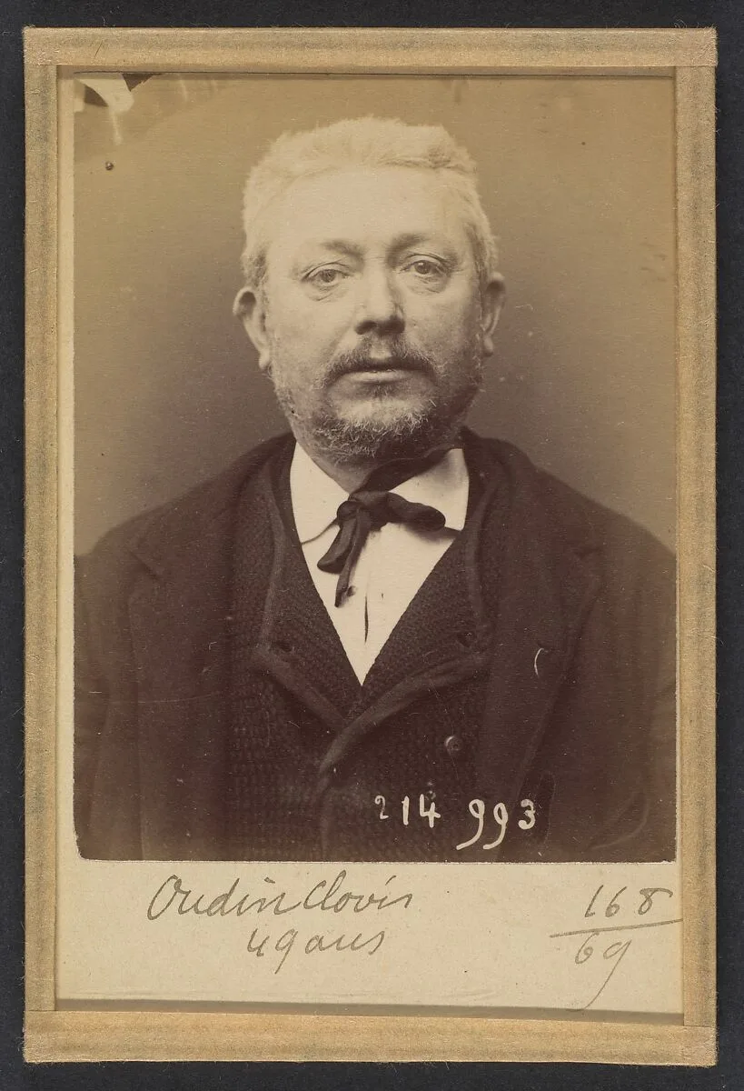 Oudin. Clovis. 49 ans, né à Saint-Hilaire (Marne). Mécanicien. Anarchiste. 2/3/94. — Alphonse Bertillon