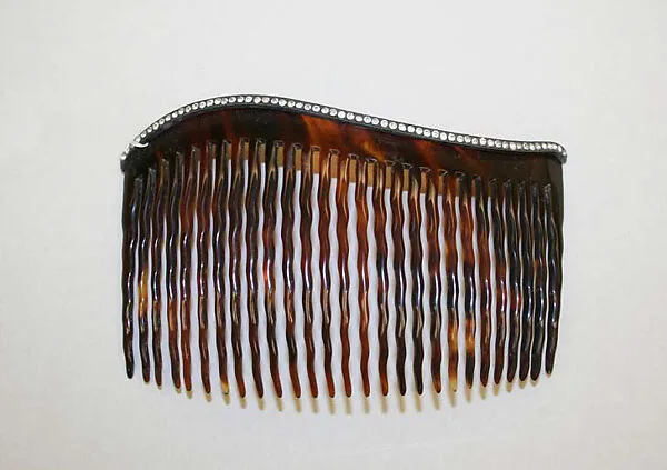 Side comb — Unknown