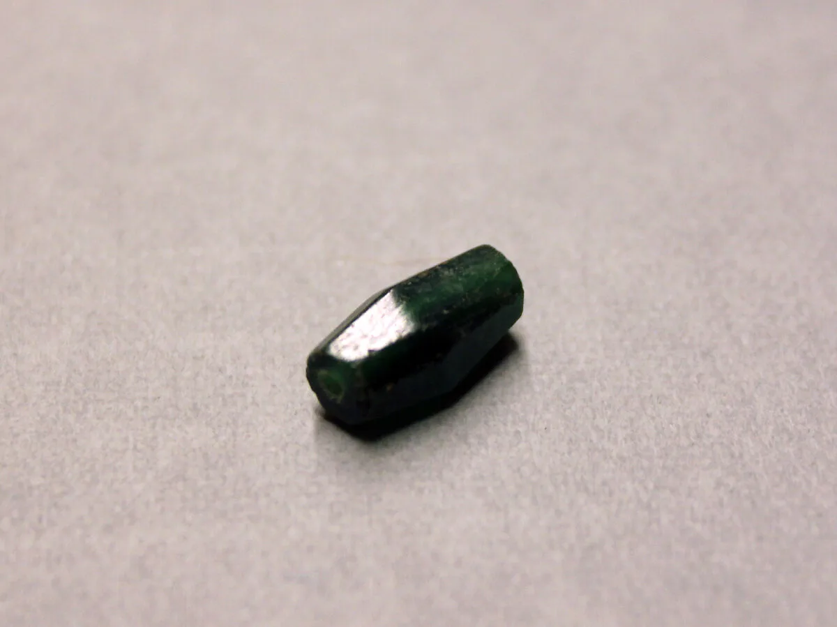 Beads — Unknown
