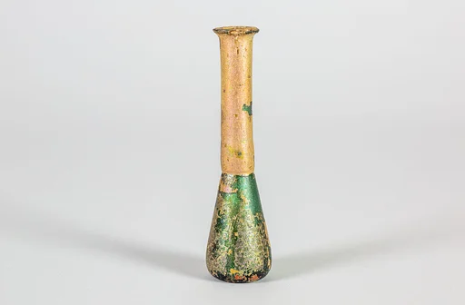 Glass perfume bottle