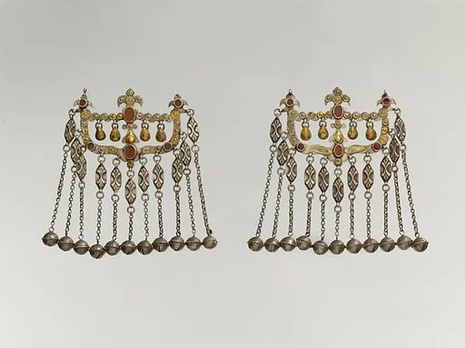 Dorsal Headdress Ornament, One of a Pair