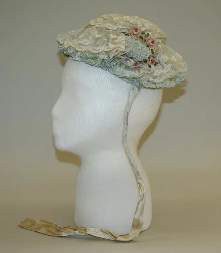 Boudoir cap
