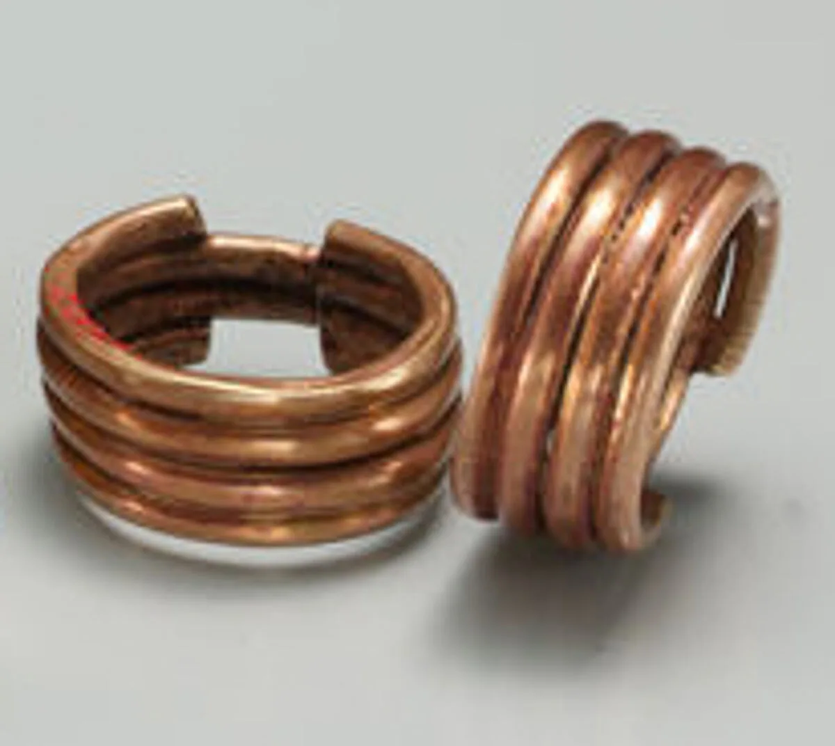 Ribbed Penannular Earring — Unknown