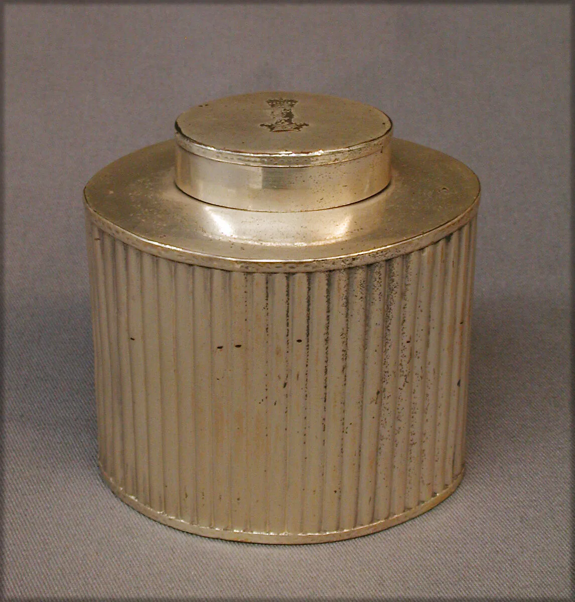 Tea caddy — Unknown