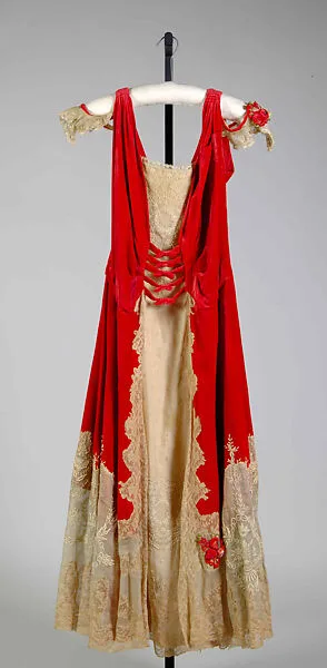 Evening dress — Boué Soeurs
