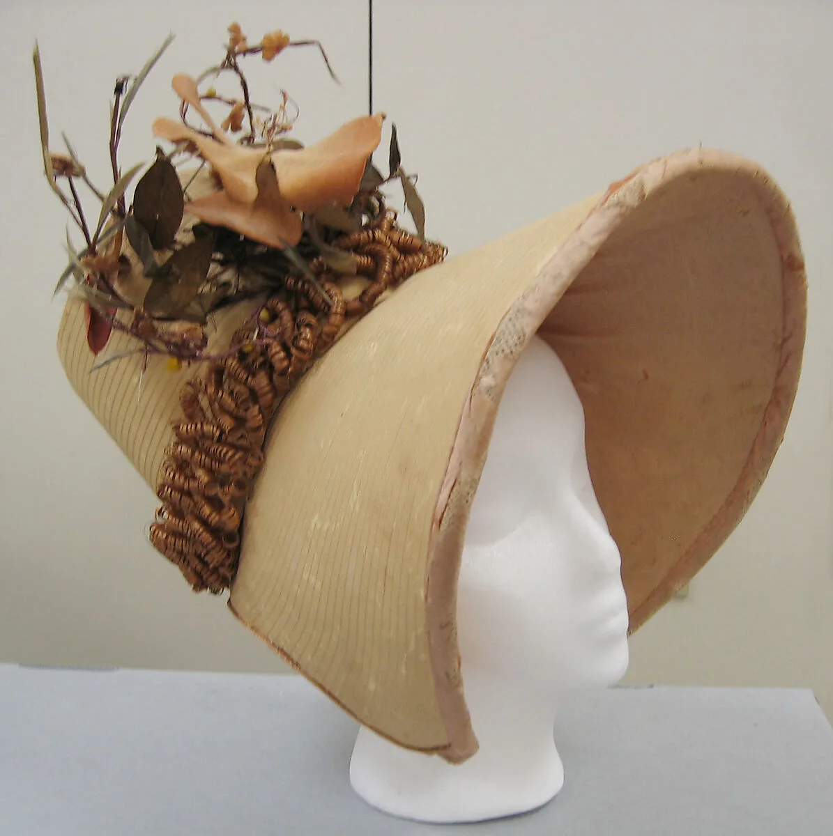 Poke bonnet — Unknown