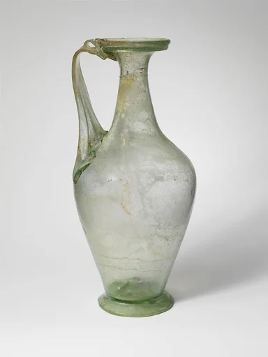Glass jug