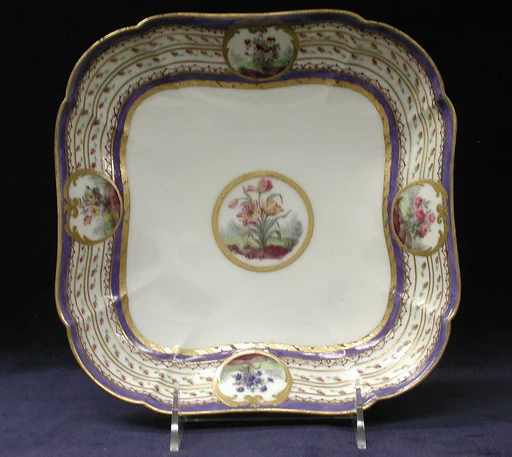 Dish (compotier carré)