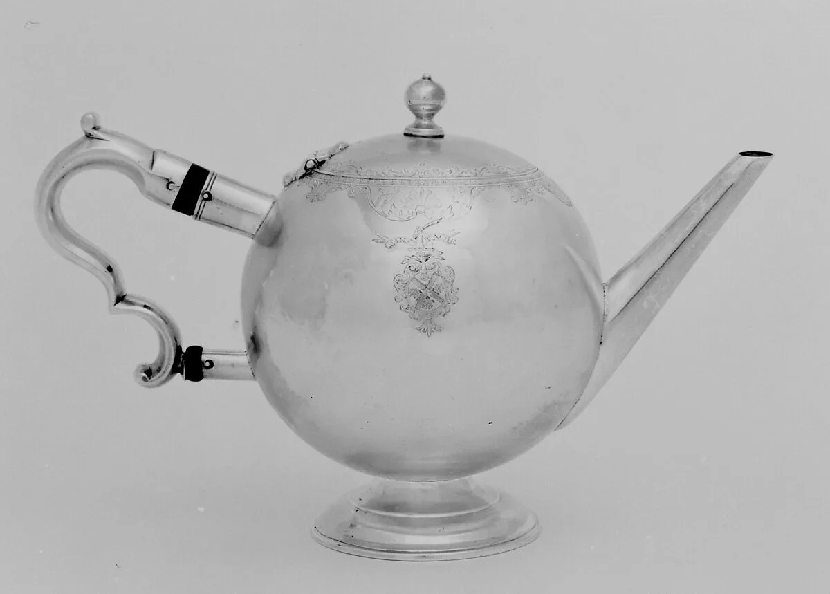 Teapot — Kenneth McKenzie