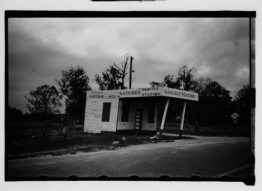 [Filling Station, Natchez, Mississippi]