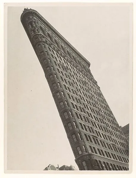 Flatiron Building, New York — Walter Gropius