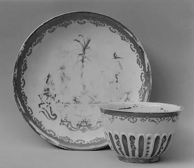 Saucer — Meissen Manufactory|Johann Gregor Höroldt