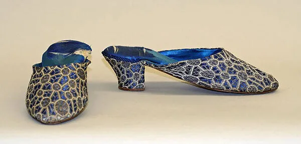 Mules — Chaussures de Luxe