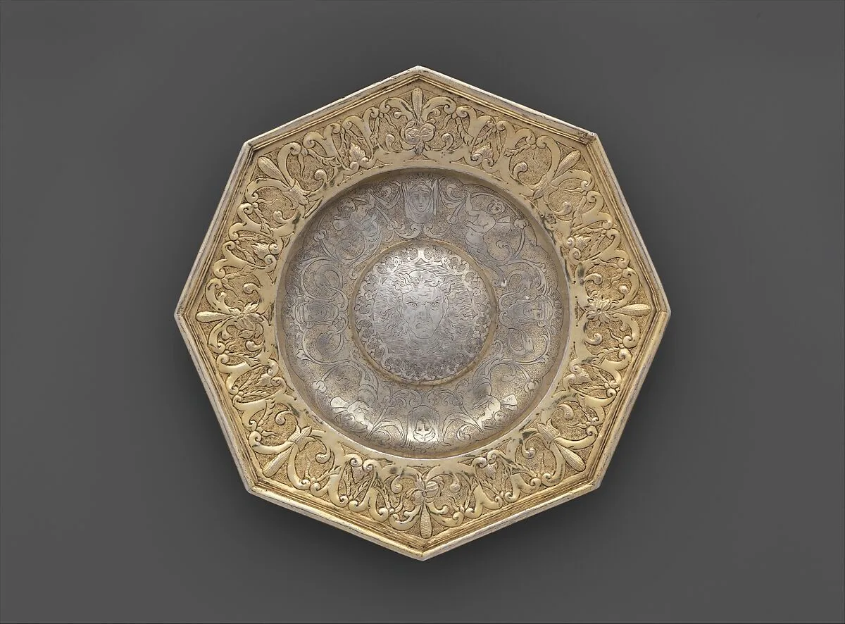Octagonal dish — Master P.M.