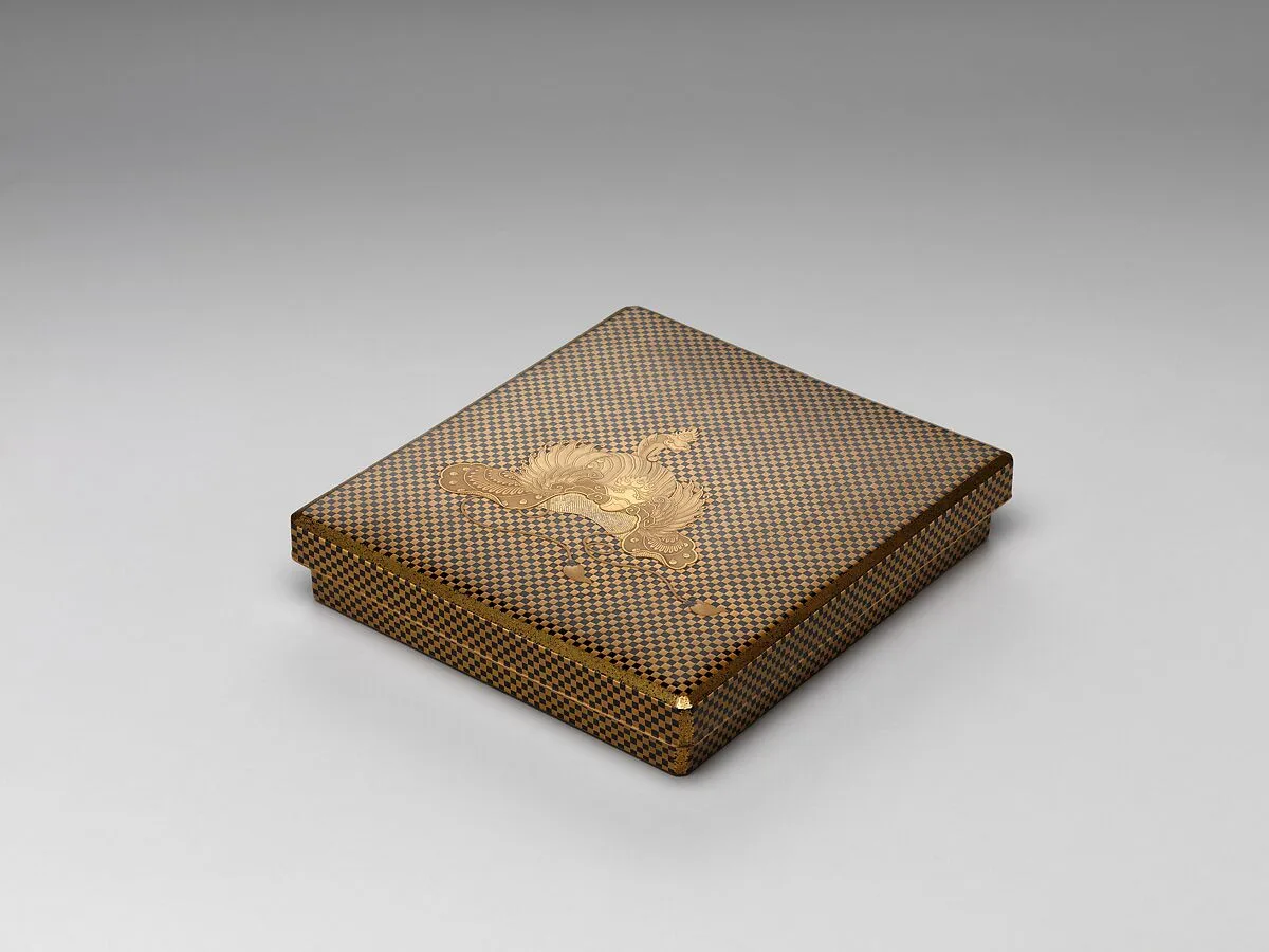 石畳地兜蒔絵色紙箱|Box for Square Calligraphy Paper (shikishi-bako) with a Bugaku Helmet on Checkered Ground — Unknown
