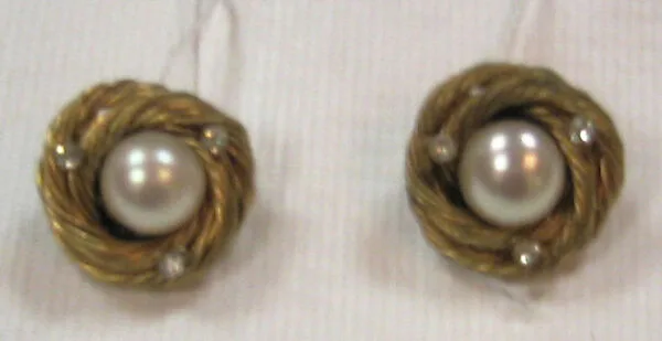 Earrings — Gabrielle Chanel|House of Chanel