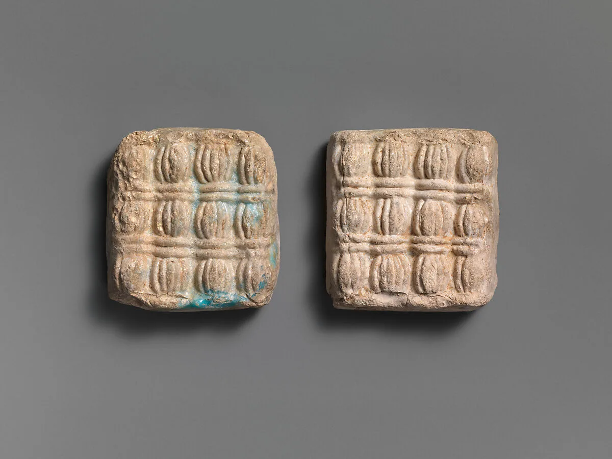 Glass bead — Unknown