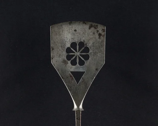 Arrowhead (<i>Yanone</i>)