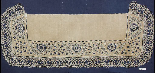 Headdress (Coiffe)